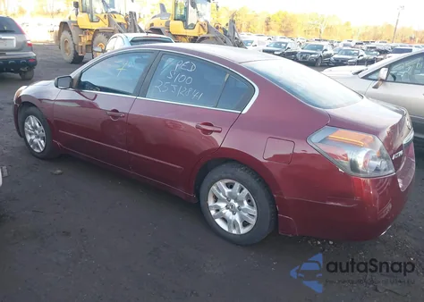 2010 Nissan Altima 2.5 S z USA, uszkodzony, nr VIN 1N4AL2AP9AN533784